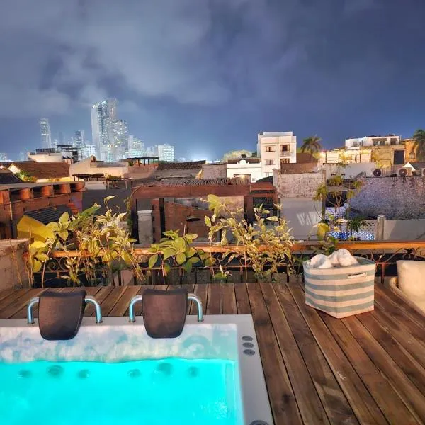 Casa Coco 1680 Colonial & Art House In Old City - Pool - Jasussi - View, hotel v destinaci Cartagena