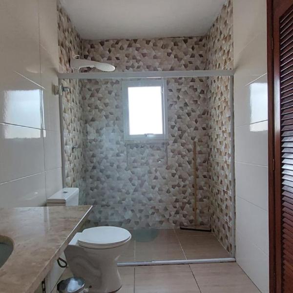 Suites 500m Praia da Enseada - Foto 3