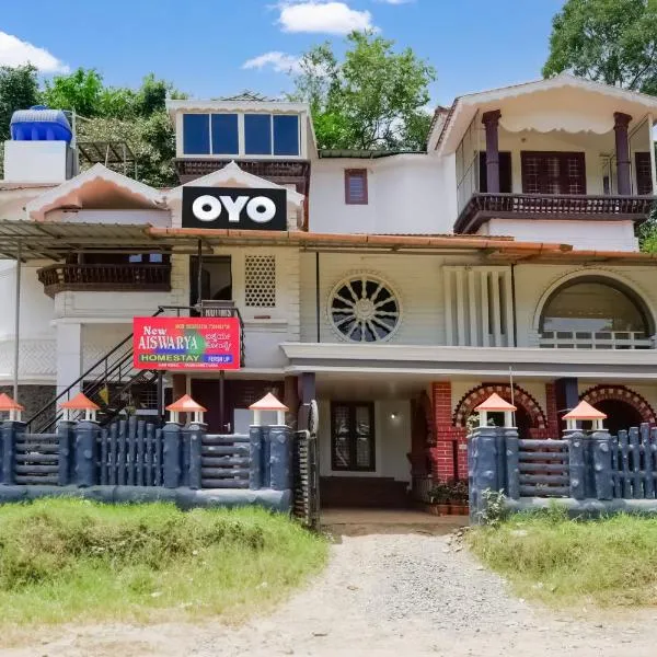 OYO Flagship Aiswarya Residency, hotell i Tariyod