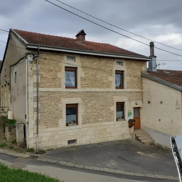 A l'OREE DU BOIS, khách sạn ở Ville-Houdlémont