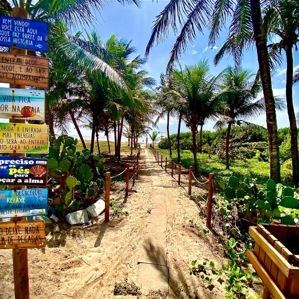 Casinha da Praia em condomínio em frente ao mar