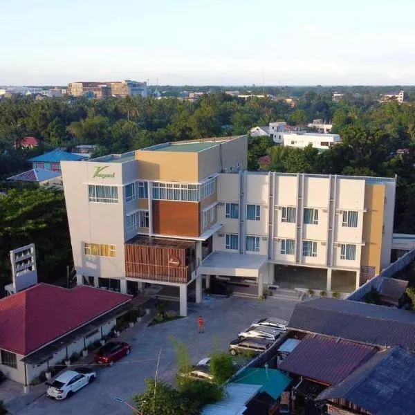 JRP Vanyard Resort Hotel, hotel en Kalibo