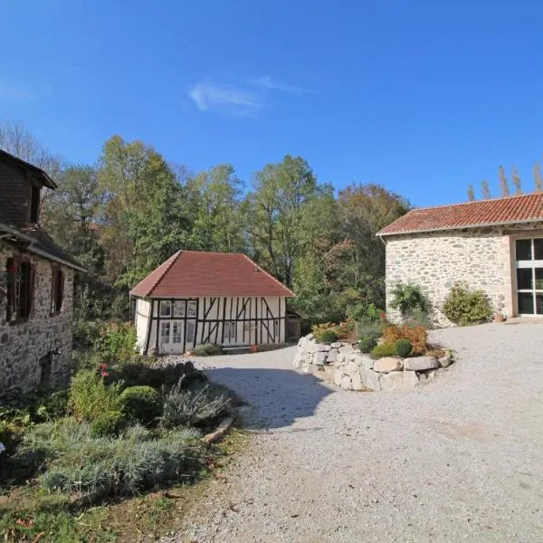 Le moulin, hotel in Nexon