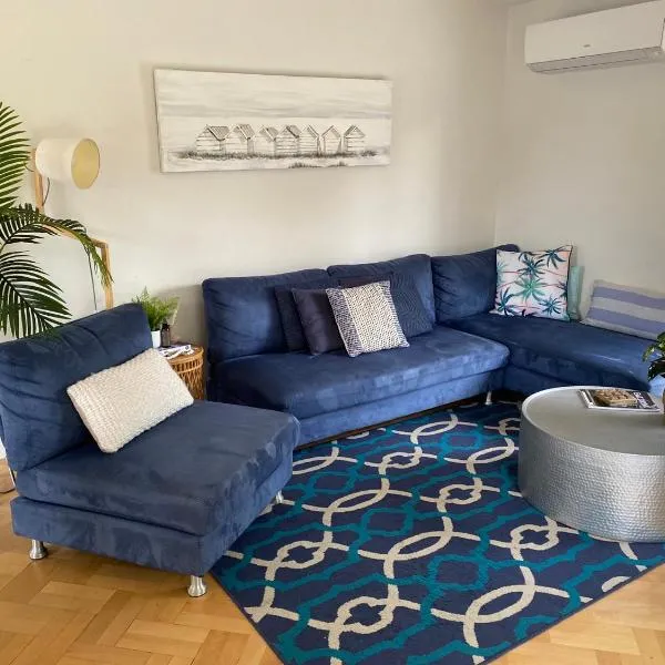 McCrae Beach Front Villa Unit 1, hotel din McCrae