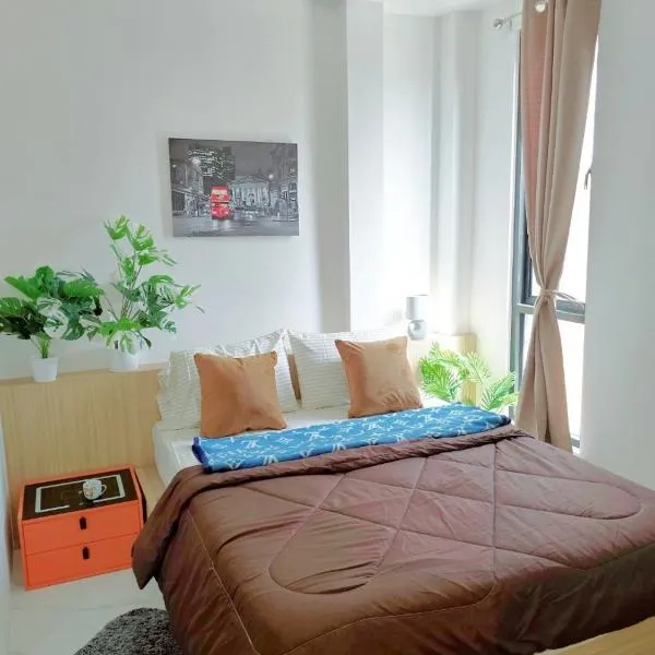 Airhub Hostel Phuket Airport, hotel v destinaci Ban Bo Han