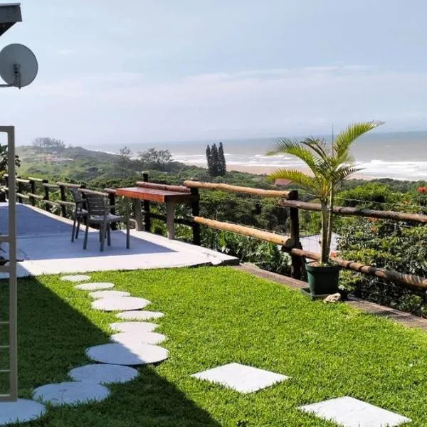 Tugela Mouth Sea View Guest House (Sleeps 8), hotell i Dokodweni