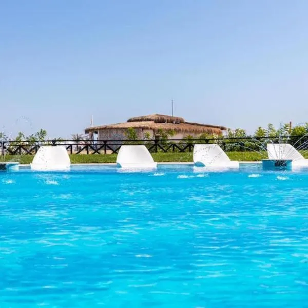 Двуспални апартаменти Оазис Бийч клуб, hotel in Lozenets