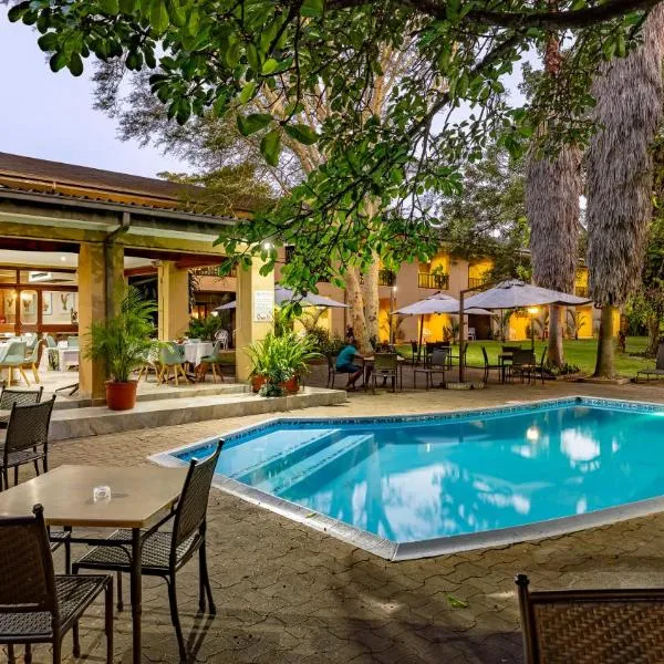Hotel Numbi & Garden Suites, khách sạn ở Hazyview
