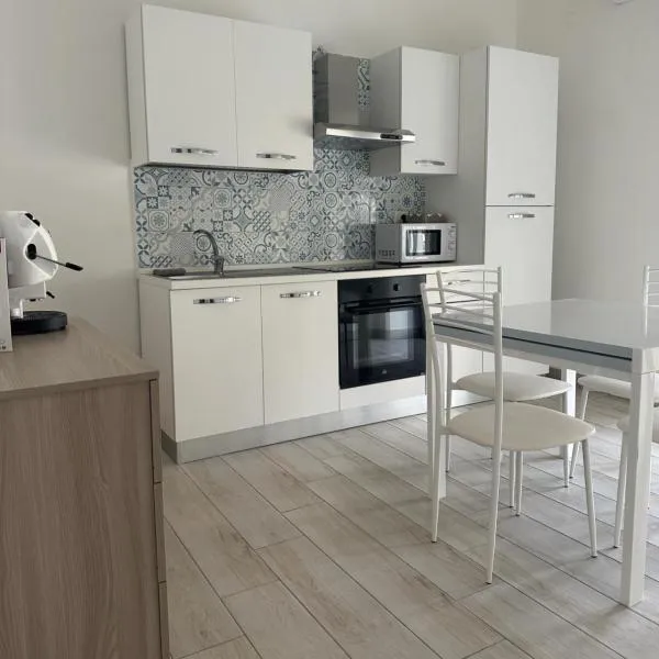 Rent House Scauri – hotel w mieście Minturno