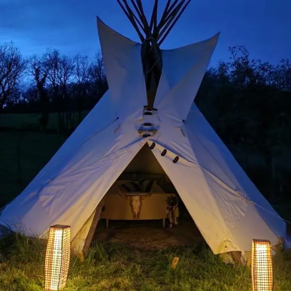 Tipi des amoureux, hotel v destinaci Moulayrès