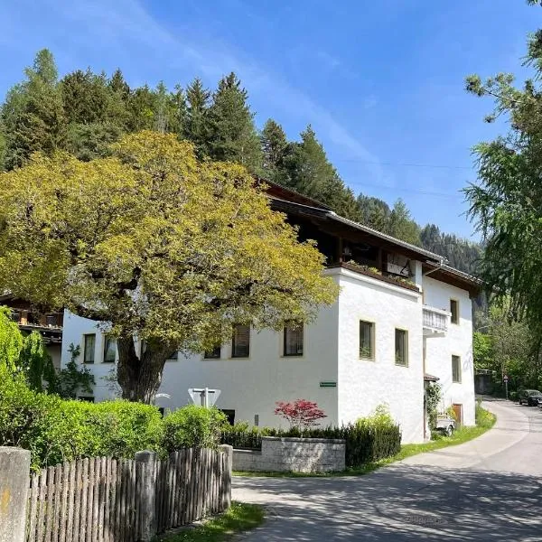 Bergmanns Ferienapartment, hotel Debantban