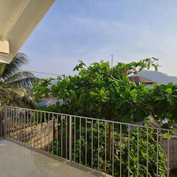 House Sleeps6-Bbq-Balcony-ScenicMountainView, hotell sihtkohas Freetown