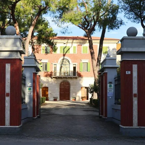 Ostello e Camere Private Prima Luce Foresteria, hotel v destinaci Giulianova