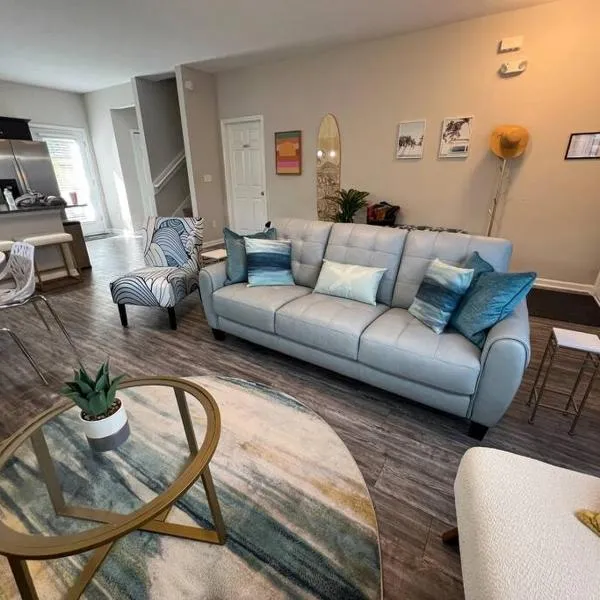 The August - 3BR 2.5BA Open Concept 1.4 Mi to Town, hotel v destinaci St. Augustine