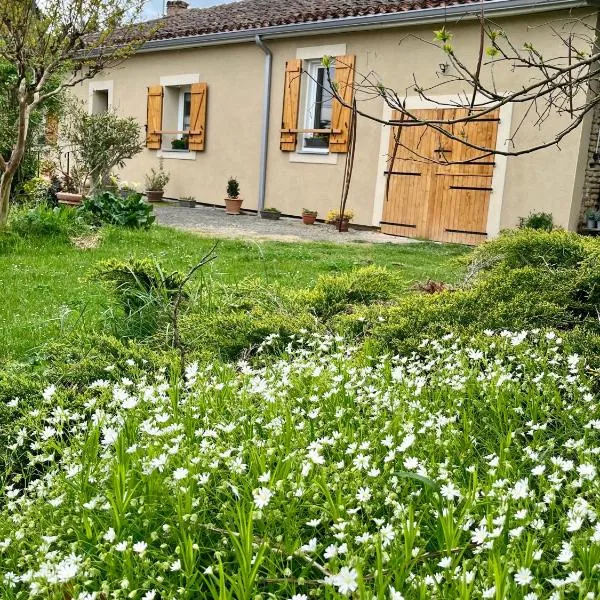 Gîte Ensemont, hotel v destinácii Saramon