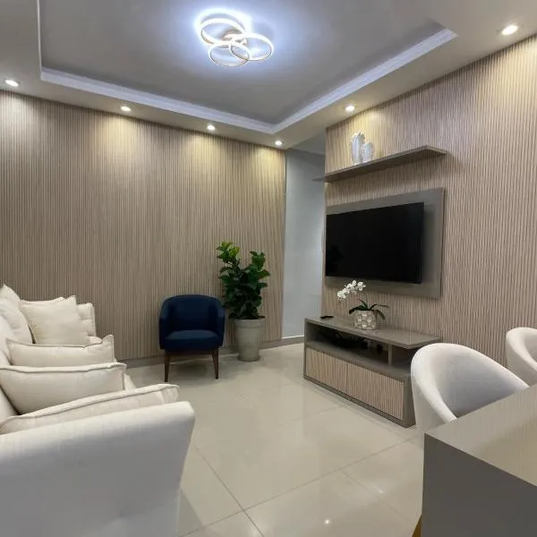 Alto Luxo colado no Shopping, hotel di Franca