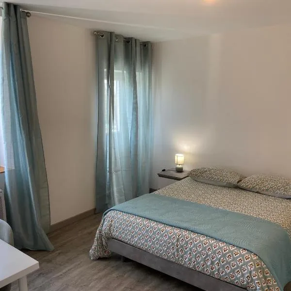 Maison des Balmes proche Lyon, hotell sihtkohas Miribel