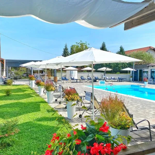 16 Lakes Guesthouse, hotel di Grabovac