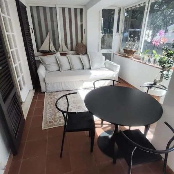 Lara's Green Home, hotel in Quercianella