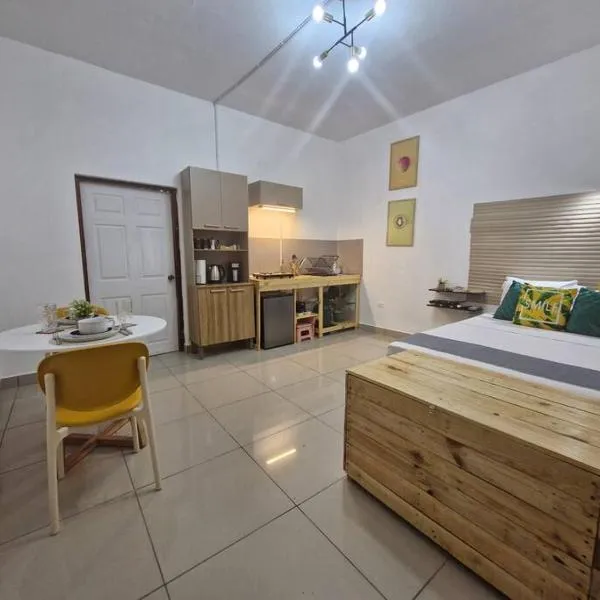 7 Beach Suite w/pool by Madriguera, hotel en La Libertad