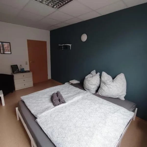 FEWO an der ZWÄNS, hotel v destinaci Stollberg