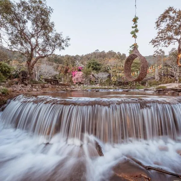 ธารทอง ลอดจ์ Tharnthong Lodge โรงแรมในBan Pang Champi