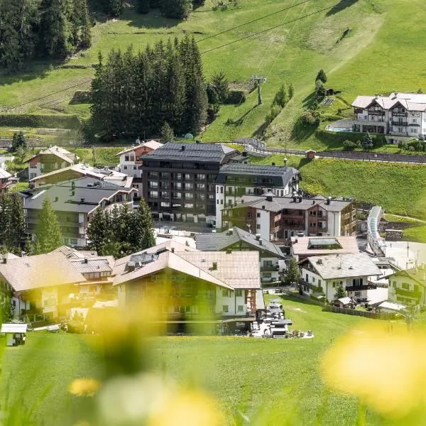 Stella Hotel - My Dolomites Experience, hotel in Selva di Val Gardena
