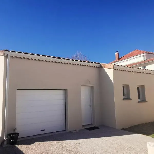 Nouvelle villa Provençale calme, proche du centre, hotel a Montélimar