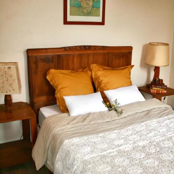 Le Clos des Laurons, hotel v destinaci Nyons