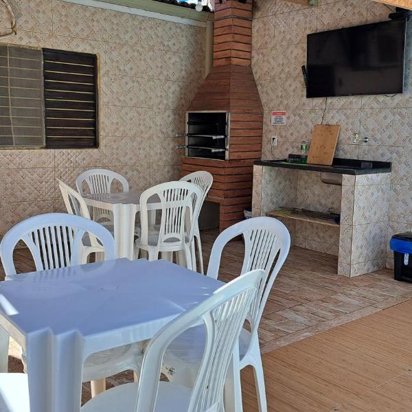 Casa ampla e agradável com piscina e churrasqueira - Foto 5