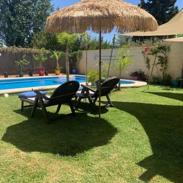 Casa Bignonia, hotell i Salteras