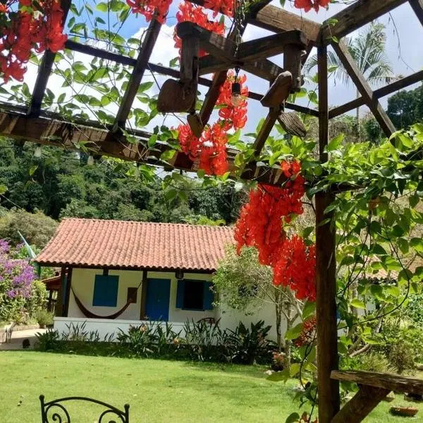 Sítio Canto da Roça Com Cachoeira, hotel v destinaci Domingos Martins