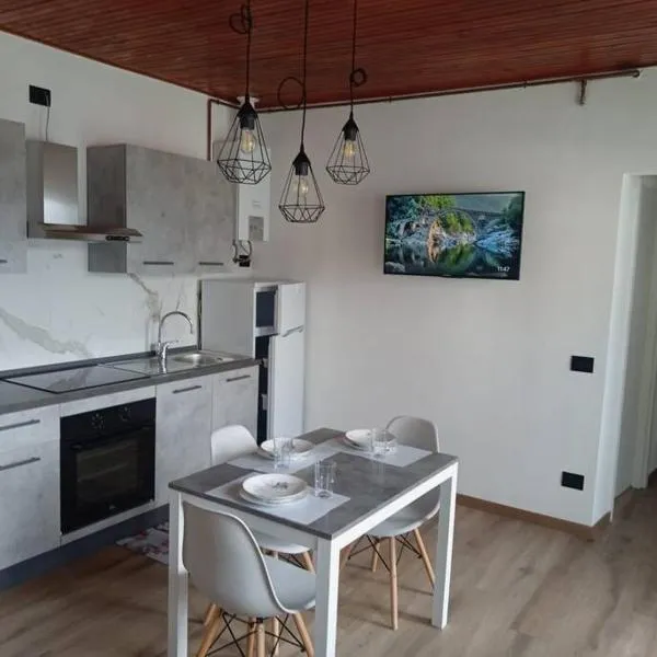 Star House, hotel v destinaci Clusone