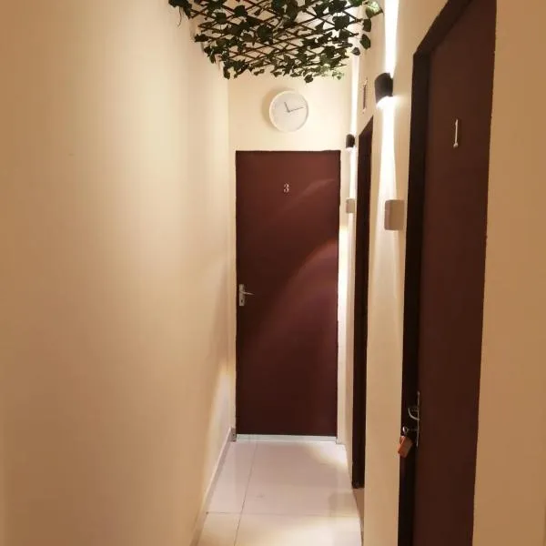 MOE Hostel By PHM, hotel v Dubaji