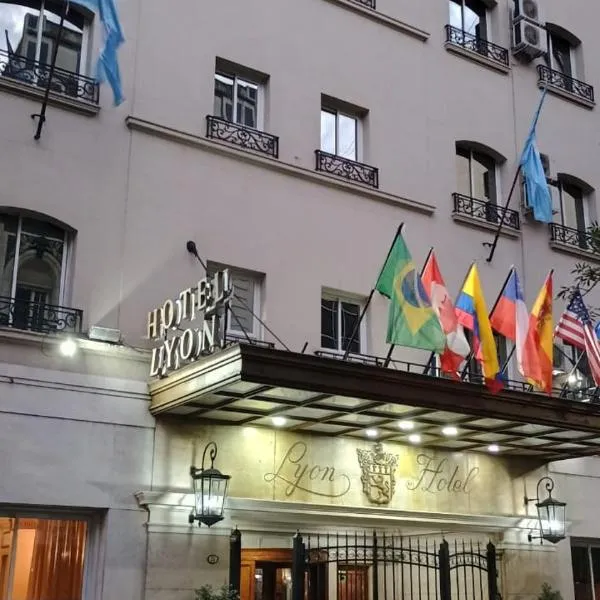 Hotel Lyon by MH，布宜諾斯艾利斯的飯店