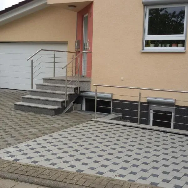 Ferienwohnung Katharina, hotel di Ettenheim