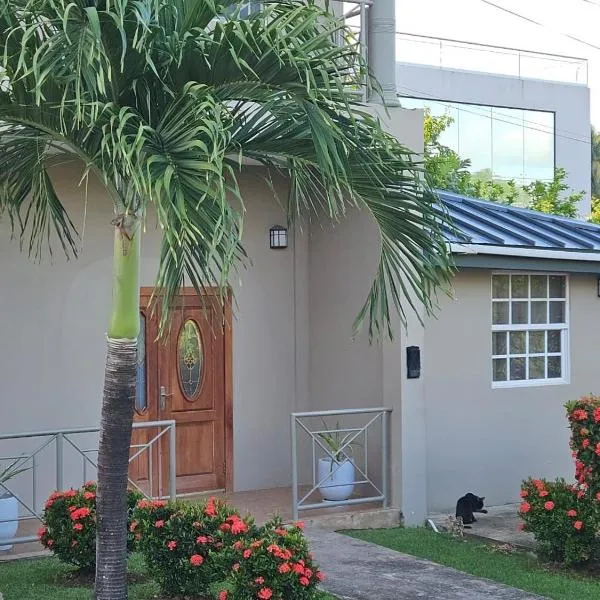 Cozy one Bedroom Apartment Garden side, hotel in Lambeau