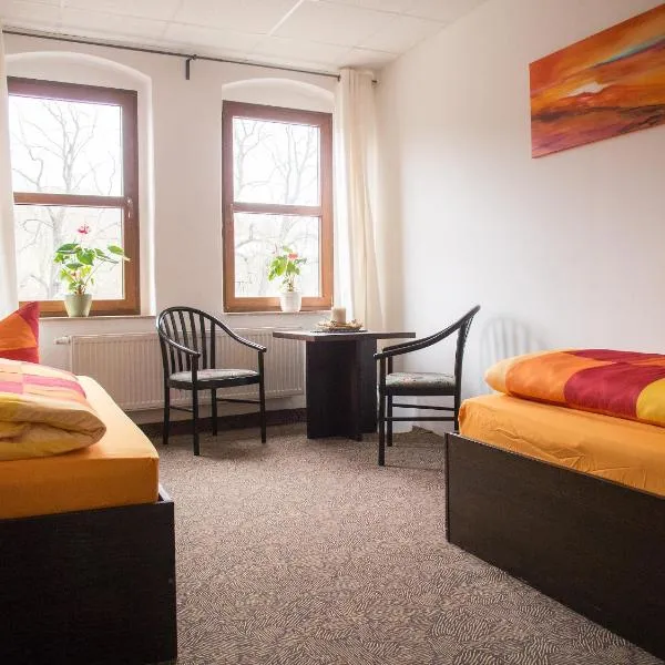 Sefano Low Budget Hotel, hotell sihtkohas Nossen