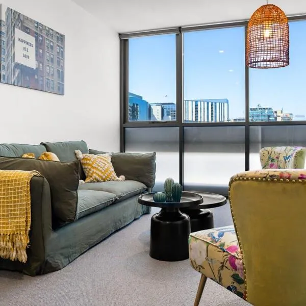 Pure Luxury Modern CBD 1BR Apt ChinaTown Carpark, hotel in Adelaide