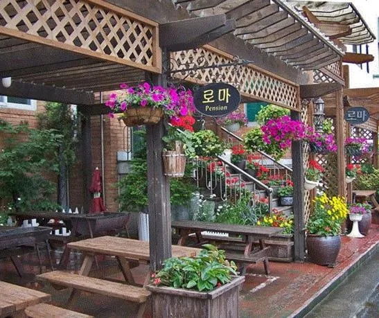 Roma Pension Boryeong, hotel v destinaci Porjong