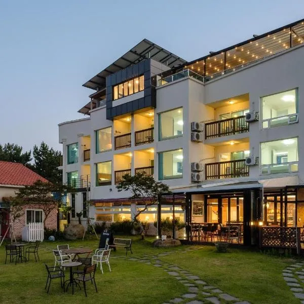 Tongyeong Olga Resort, hotel v destinaci Tchongjong