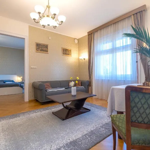 Giovanni's Airport House, hotell Budapestis