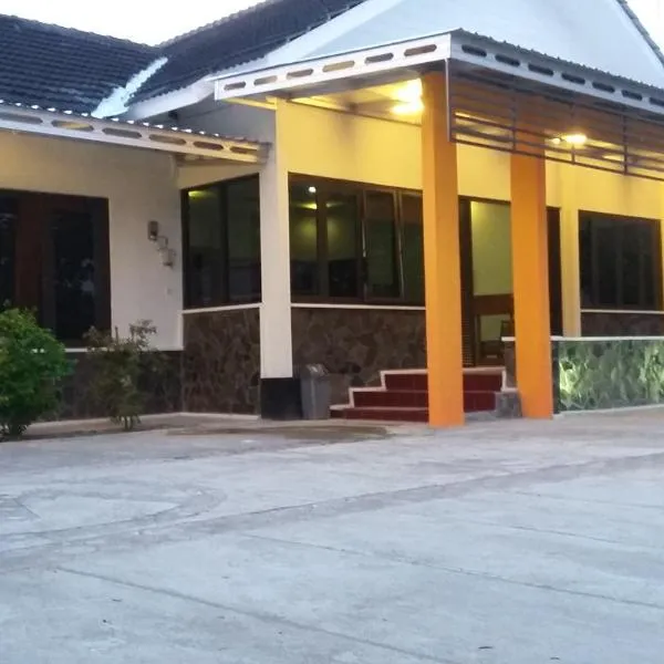 판간다란에 위치한 호텔 Yokima Beach Hotel