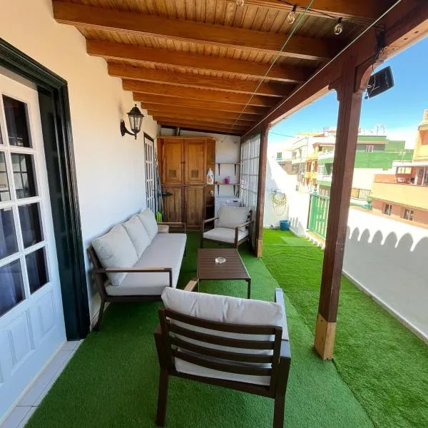 Retro Vintage Toscal Bus stop 5p, hotel v destinaci Los Realejos