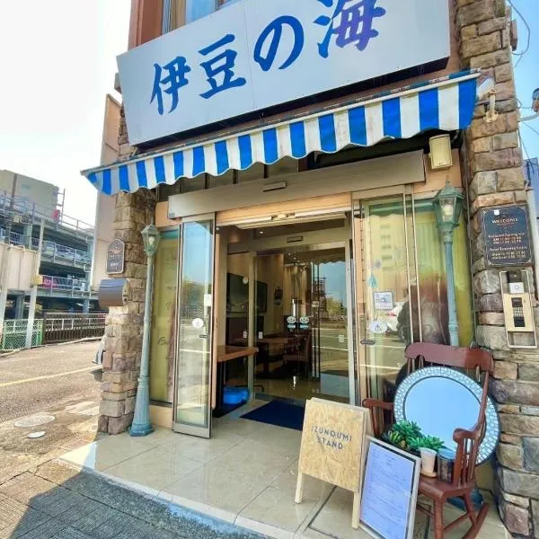 Izu-no-umi Hotel, отель в Атами