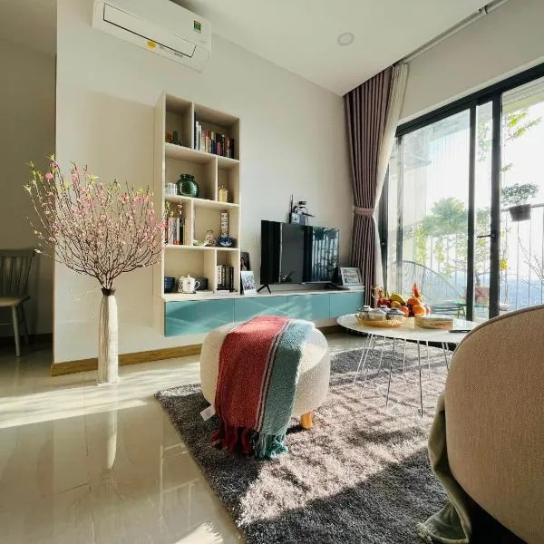 Livahome - BEE Lux homestay Di An HCMC, hotel in Dĩ An