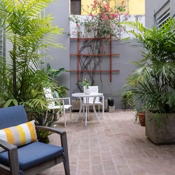 Seaside Caribbean Comfort - Between Beach and City, hotel in San Juan
