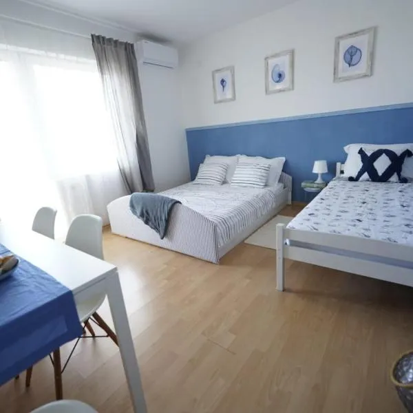 L'infini Sea Shell apartment Zubovići, hotel v destinácii Zubovići