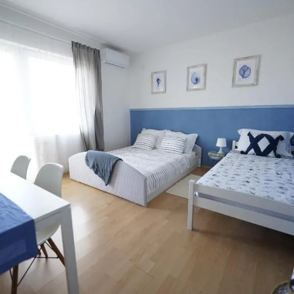 L'infini Sea Shell apartment Zubovići, hotel v destinácii Zubovići