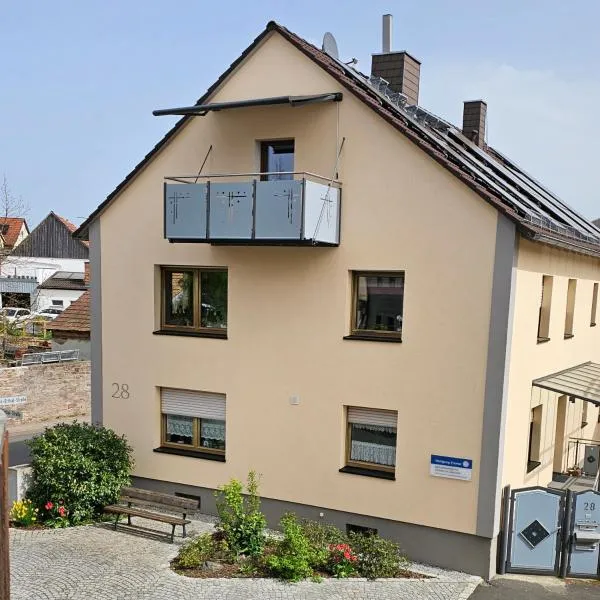 Ferienwohnung Monika, hotel v destinaci Hammelburg